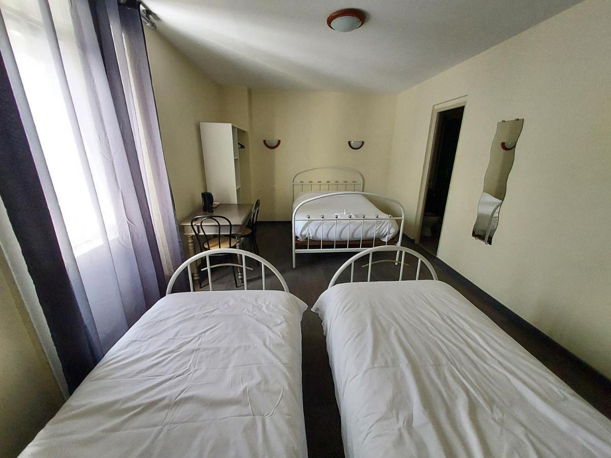 Hotel Le Comtois Saone Buitenkant foto